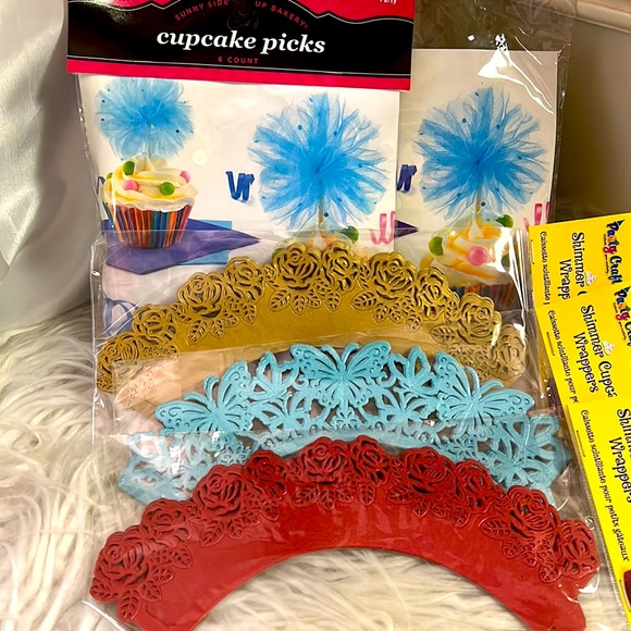 NWT Sunny Side Up Bakery cupcake wraps & picks - Picture 2 of 11